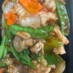 Best Chicken with Mixed Vegetable in Bayonne, NJ